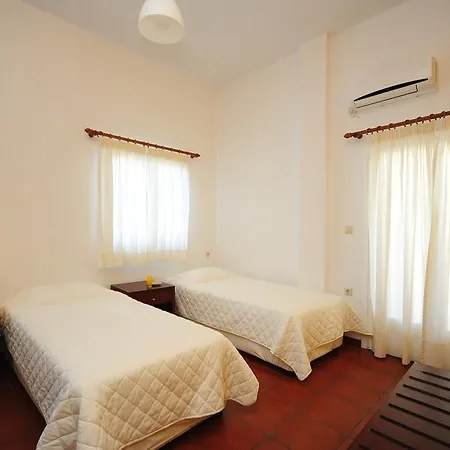 Solaris (adults Only) 3*